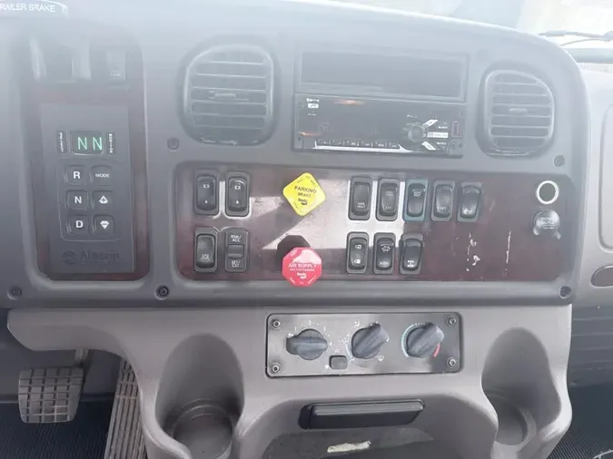 2020 FREIGHTLINER/MERCEDES M2-112