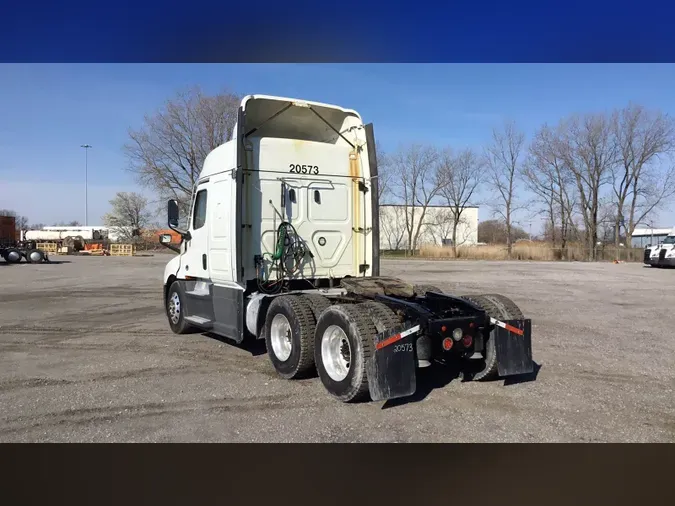 2021 Freightliner Cascadia 126
