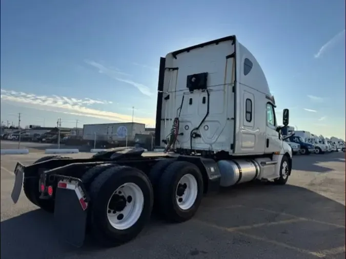 2020 FREIGHTLINER/MERCEDES NEW CASCADIA PX12664