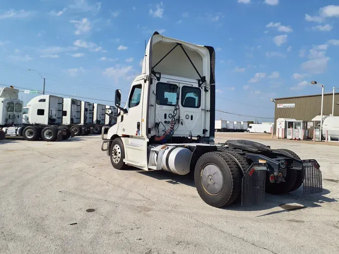 2019 FREIGHTLINER/MERCEDES NEW CASCADIA 116