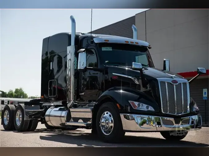 2025 PETERBILT 579