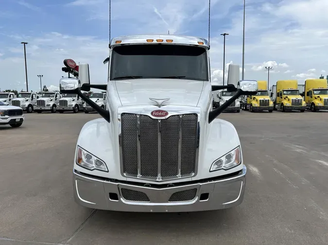 2023 Peterbilt 579