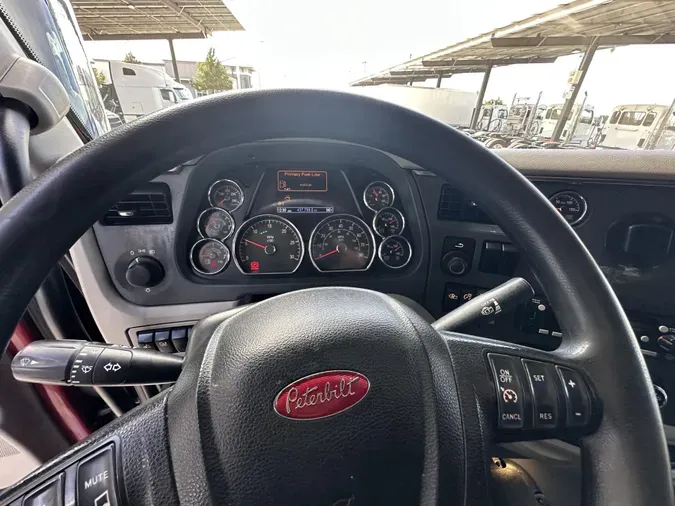 2022 Peterbilt 567