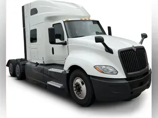 2023 International LT625