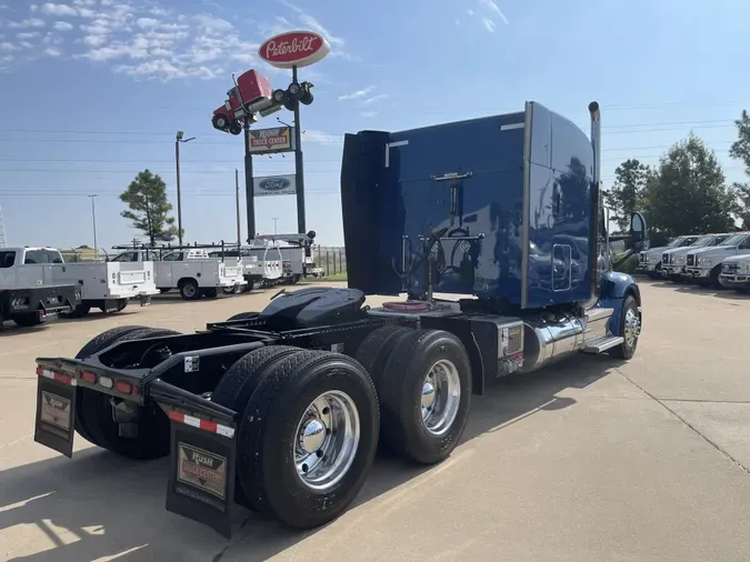 2022 Peterbilt 579