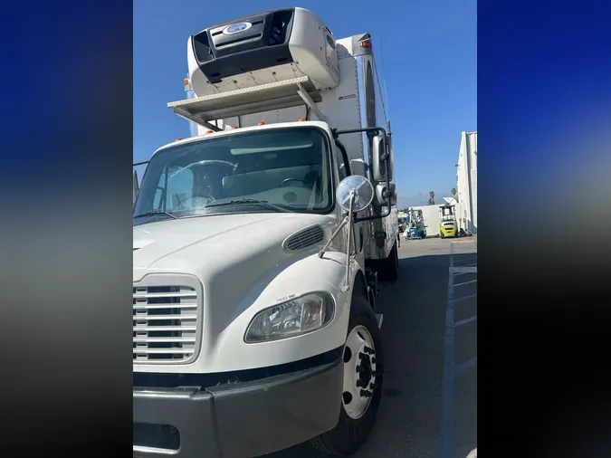 2018 FREIGHTLINER/MERCEDES M2 106