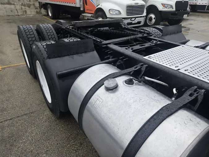 2020 International LT625