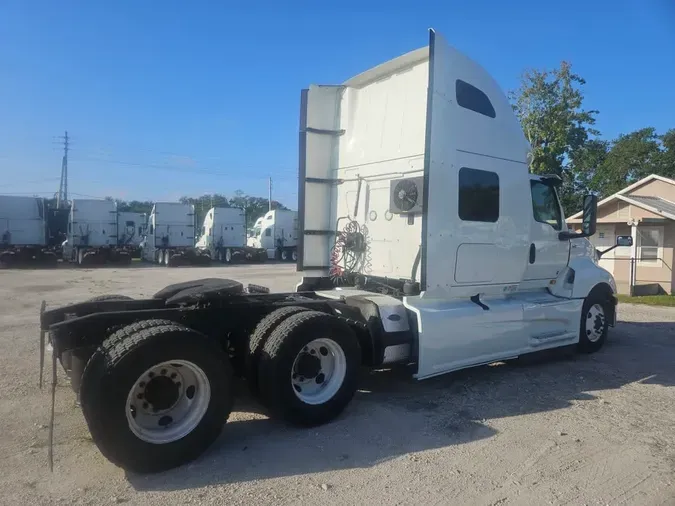 2019 NAVISTAR INTERNATIONAL LT625 SLPR CAB