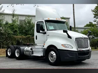 2019 INT LT625 6x4
