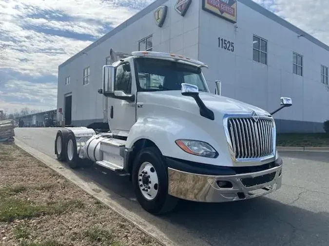 2018 International LT625