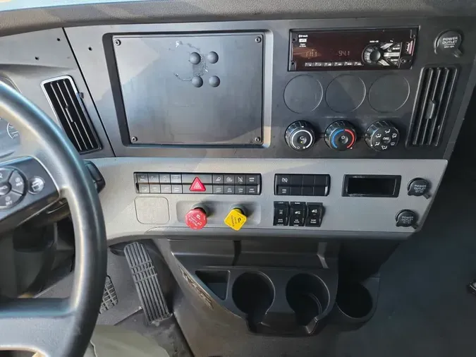 2021 FREIGHTLINER/MERCEDES NEW CASCADIA PX126649b2c0e46a0c88f30a6530671f12a605a