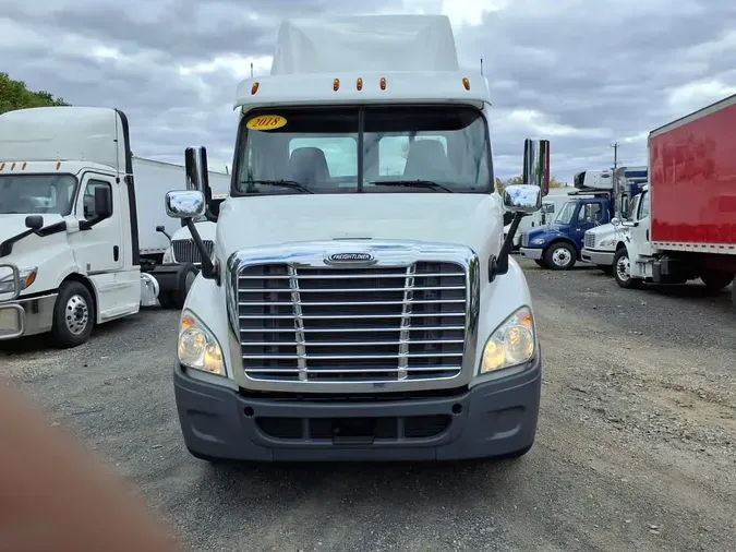 2018 FREIGHTLINER/MERCEDES CASCADIA 1139b2cf4ba9499a155f2f76af33301731e