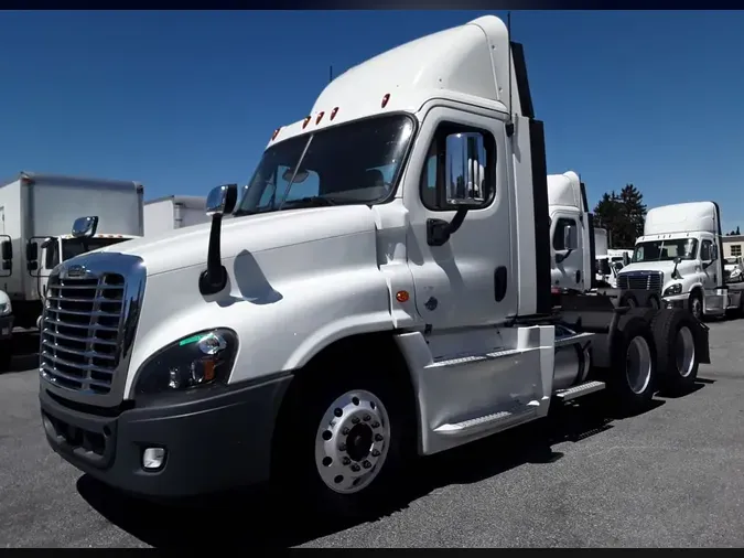 2019 FREIGHTLINER/MERCEDES CASCADIA 1259b2fcf5ae8be05845f9da7cf590586ef