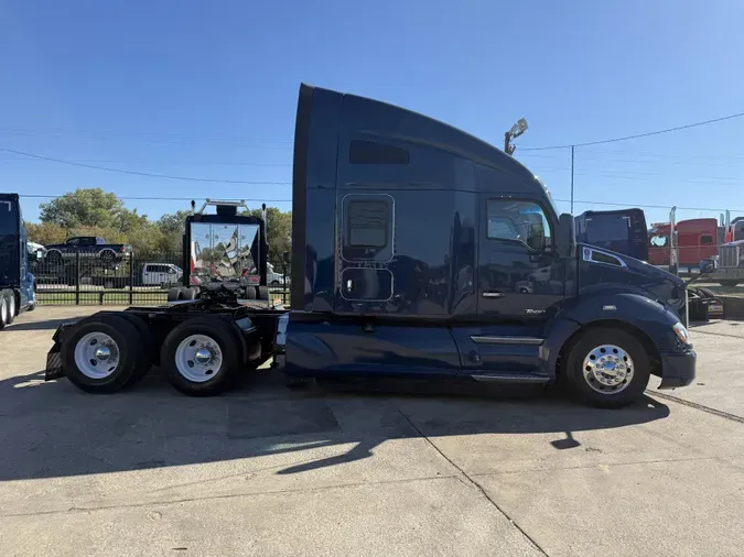 2022 Kenworth T680