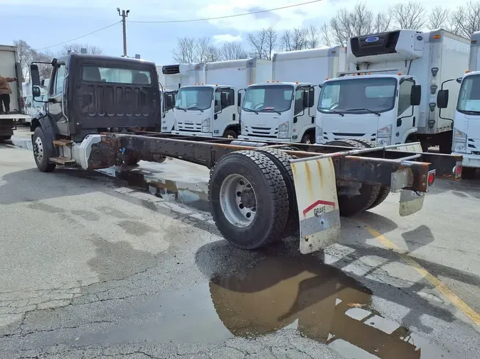 2019 FREIGHTLINER/MERCEDES M2 106
