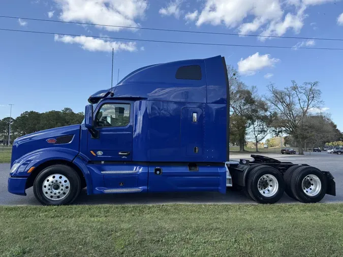 2022 Peterbilt 579