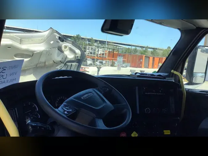 2024 Freightliner Cascadia 1269b37f269c9d85780cb54d6c2a1a40e0c