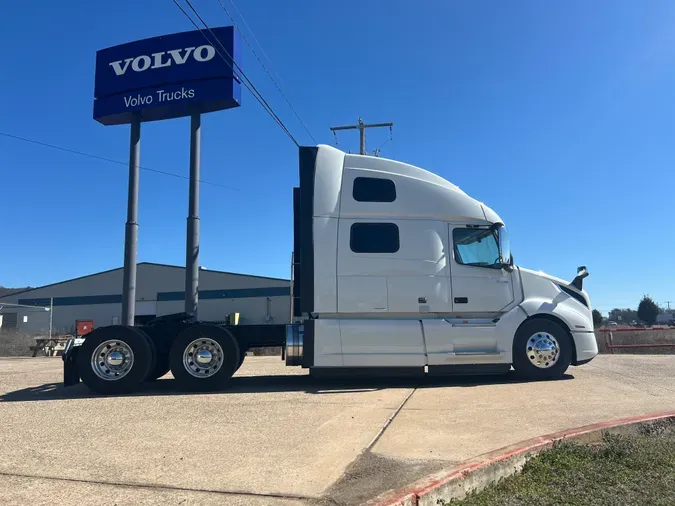 2024 VOLVO VNL64T860