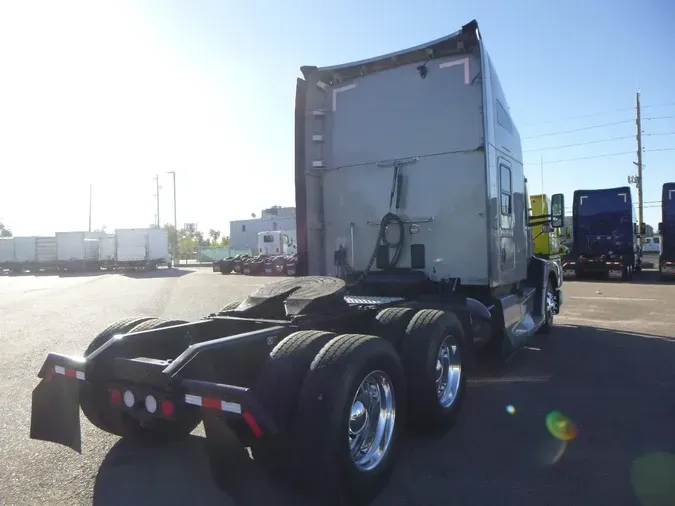 2023 Kenworth T680