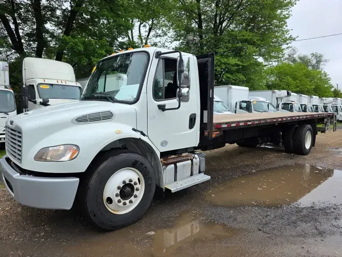 2017 FREIGHTLINER M2 1069b3c6e05e6d2fd3272f3ee474b8aeea6