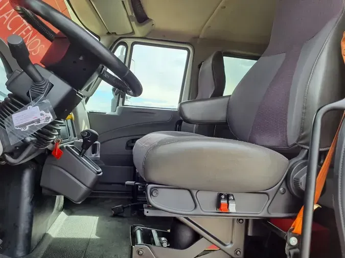 2019 NAVISTAR INTERNATIONAL 4300