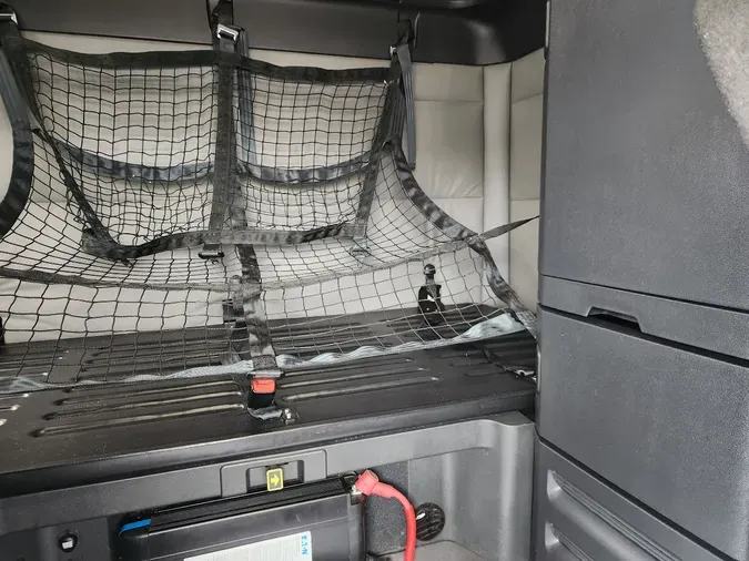 2021 FREIGHTLINER Cascadia 126