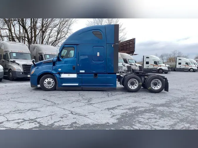 2023 Freightliner Cascadia 1269b40171a71642cab796c40df6e654dfd