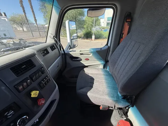 2020 Peterbilt 579
