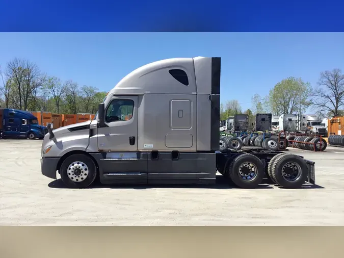 2021 Freightliner Cascadia