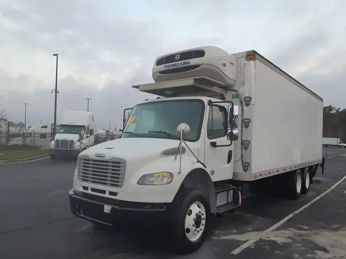 2018 FREIGHTLINER/MERCEDES M2 106