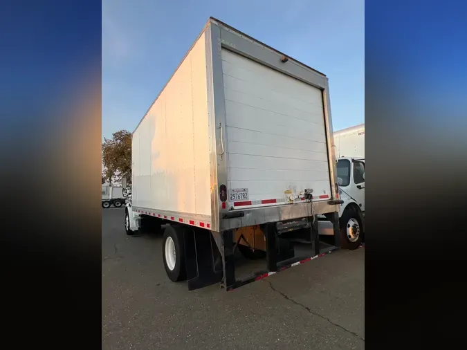 2019 FREIGHTLINER/MERCEDES M2 106