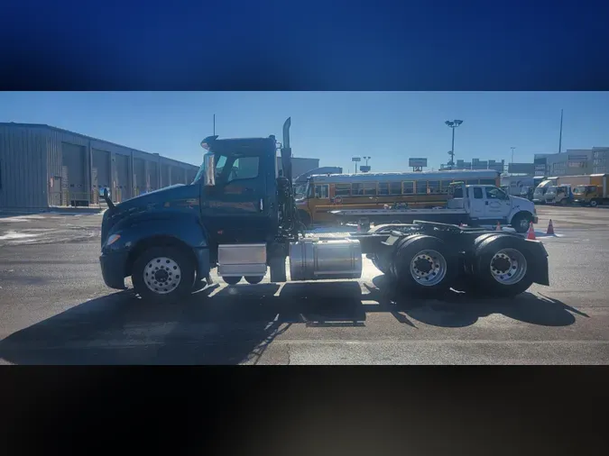 2021 International LT625