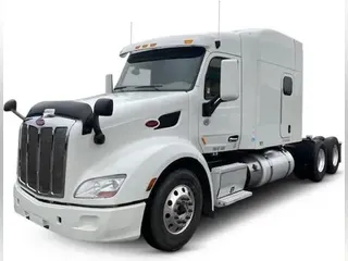 2022 Peterbilt 579