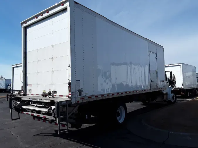 2019 FREIGHTLINER/MERCEDES M2 106