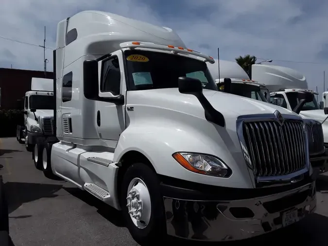 2020 NAVISTAR INTERNATIONAL LT625 SLPR CAB
