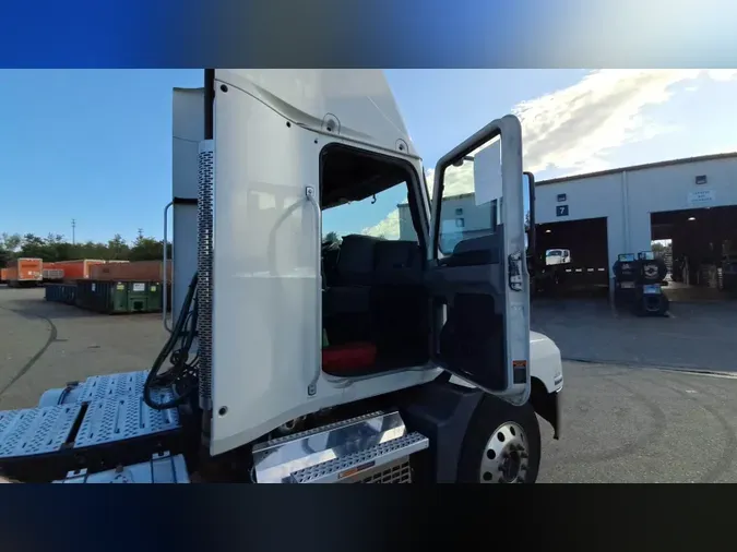 2020 Mack Anthem9b4f14550c833ea07dd0b1f7c15121ac