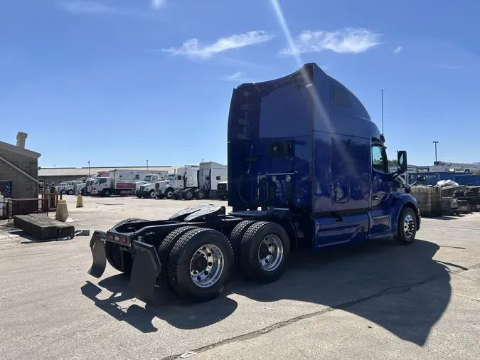 2022 Peterbilt 579