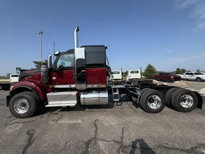 2027 International HX520 SLEEPER9b538f6f5289280431acc0b6e89982e6