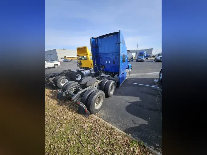 2022 International LT625