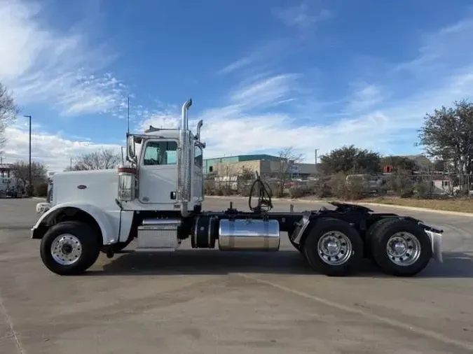 2020 Peterbilt 389