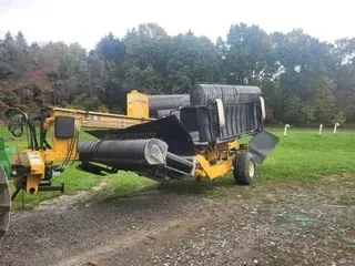 2016 Oxbo 334