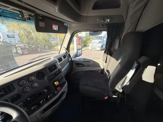 2020 Peterbilt 5799b59c356cbd43b44be587d0ac45f2335