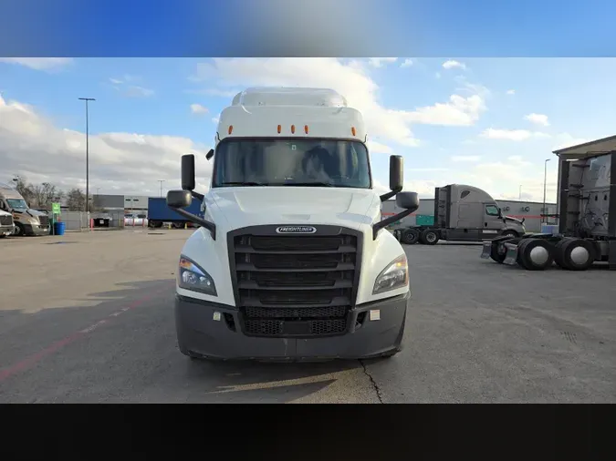 2020 Freightliner Cascadia