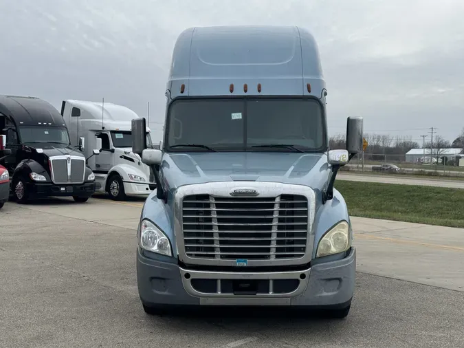 2016 FREIGHTLINER CASCADIA