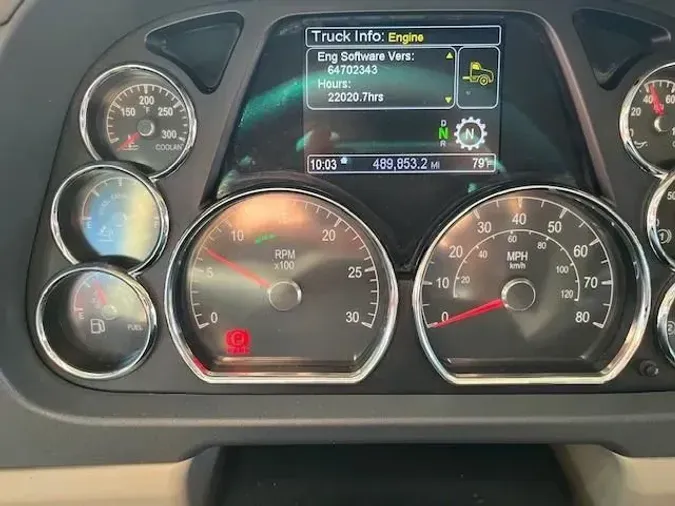 2022 Peterbilt 5799b6756c075b6df0ead26a4f95e2d2433