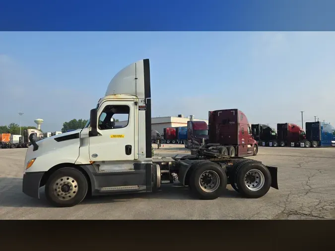 2020 Freightliner Cascadia 1269b6bec1f38308c39099359d8c8e943e3
