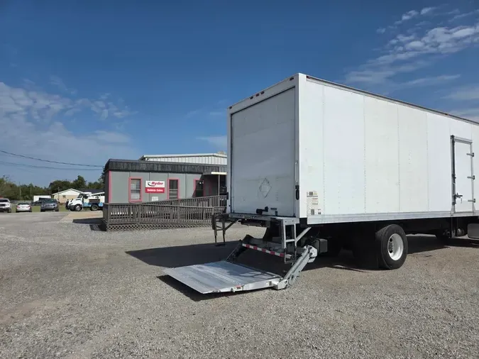 2018 FREIGHTLINER/MERCEDES M2 1069b6c393f94485dc2db37669d24e8f996