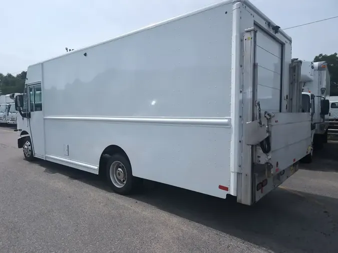 2019 FRTLR CUSTOM CHASSIS CORP MT45