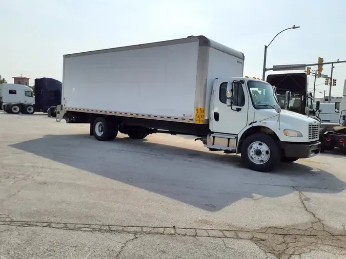 2018 FREIGHTLINER M2 106