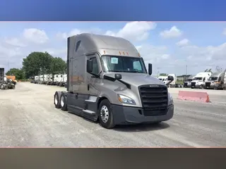 2023 Freightliner Cascadia 126